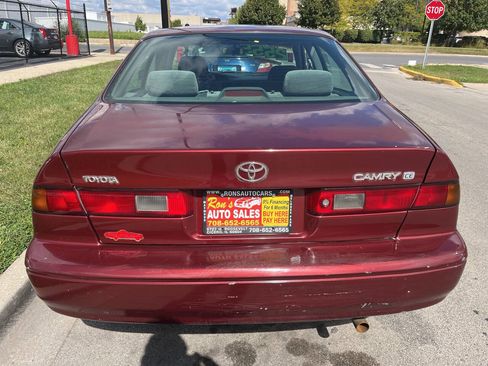 Used 1999 Toyota Camry CE image 10