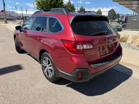 Used 2019 Subaru Outback 3.6R Limited AWD/4WD image 2