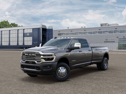 New 2025 RAM 3500 Laramie image 27