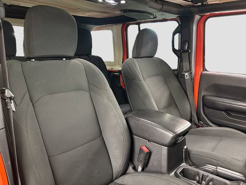 Used 2019 Jeep Wrangler Unlimited Sport S image 15