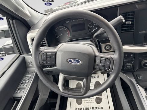 Used 2024 Ford F350 XLT AWD/4WD image 13