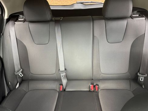 Used 2025 Buick Encore GX Preferred FWD image 39