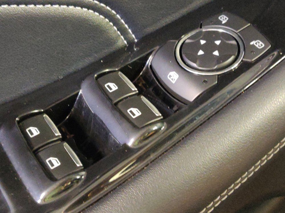 Used 2019 Ford Edge Titanium w/ Equipment Group 301A FWD image 27