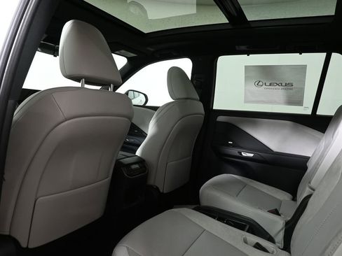 New 2026 Lexus TX 350 AWD w/ Technology Package image 32