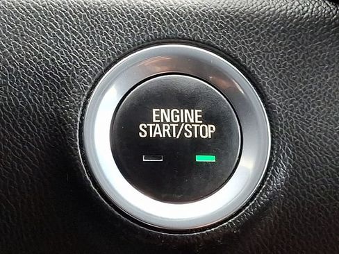 Used 2018 GMC Terrain SLE w/ Driver Convenience Package AWD/4WD image 23