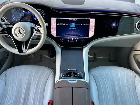 Certified 2023 Mercedes-Benz EQS 580 4MATIC SUV image 15