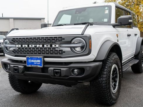 Used 2023 Ford Bronco Badlands w/ Sasquatch Package image 2