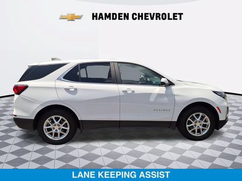 Used 2022 Chevrolet Equinox LT AWD/4WD image 2