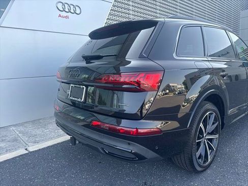 Certified 2023 Audi Q7 3.0T Premium Plus w/ Premium Plus Package AWD/4WD image 31