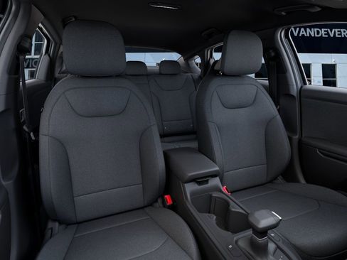 New 2026 Kia K4 FWD image 17