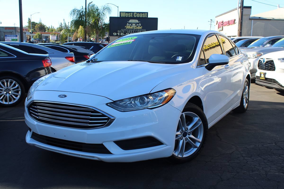 Used 2018 Ford Fusion SE FWD image 35