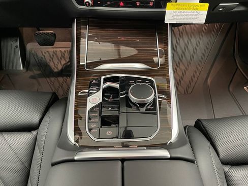 New 2026 BMW X5 xDrive40i AWD/4WD image 9