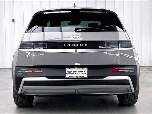 New 2026 Hyundai Ioniq 5 SEL image 4