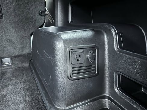 Used 2017 Toyota 4Runner TRD Off-Road AWD/4WD image 39