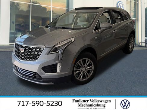 Used 2023 Cadillac XT5 Premium Luxury w/ Technology Package FWD image 1