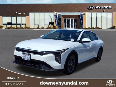 Used 2025 Kia K4 FWD image 1