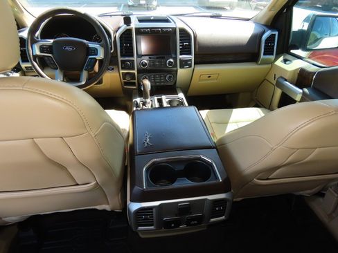 Used 2020 Ford F150 Lariat w/ Equipment Group 502A Luxury image 20