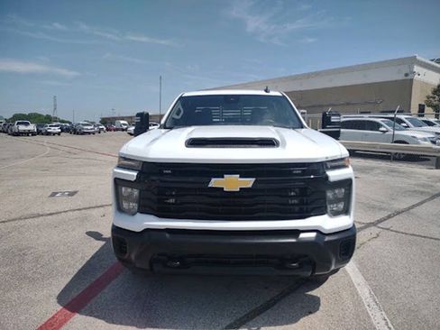Used 2024 Chevrolet Silverado 2500 W/T w/ WT Fleet Convenience Package AWD/4WD image 5