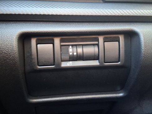 Certified 2025 Subaru Crosstrek 2.5i Limited image 23