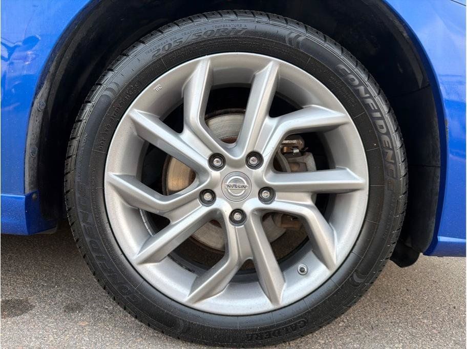 Used 2015 Nissan Sentra SR FWD image 25