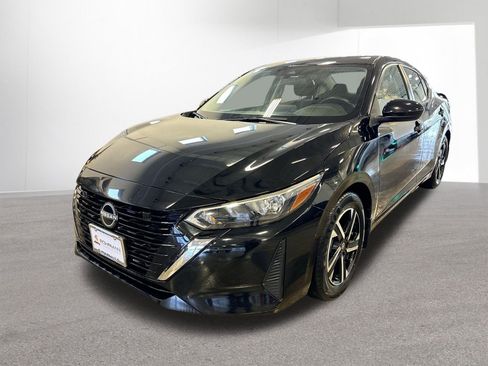 Used 2024 Nissan Sentra SV FWD image 22