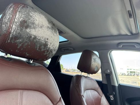 Used 2012 Hyundai Tucson FWD image 17