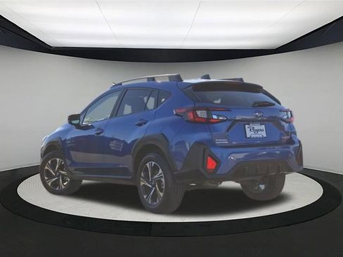 Certified 2025 Subaru Crosstrek 2.0i Premium image 5