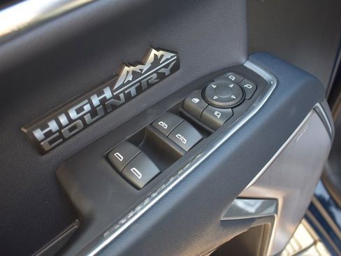 Used 2023 Chevrolet Silverado 1500 High Country w/ High Country Premium Package image 13