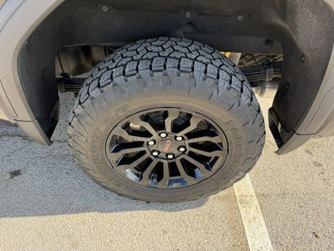 Used 2022 GMC Sierra 1500 AT4X AWD/4WD image 6