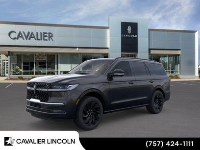 Used 2025 Lincoln Navigator Reserve w/ Jet Appearance Package