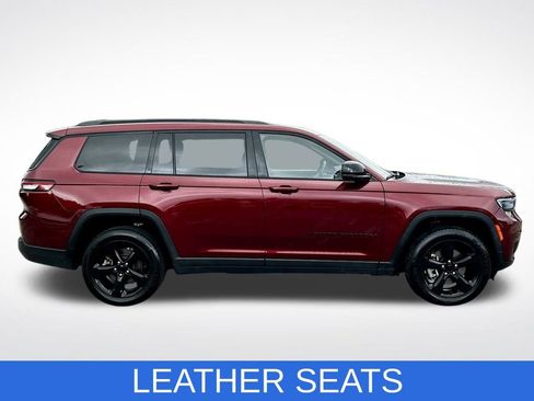 Used 2023 Jeep Grand Cherokee L Laredo AWD/4WD image 7