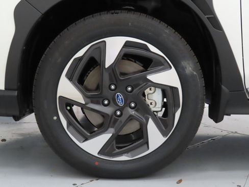 New 2025 Subaru Crosstrek 2.5i Limited w/ Crosstrek Mirror Package image 28