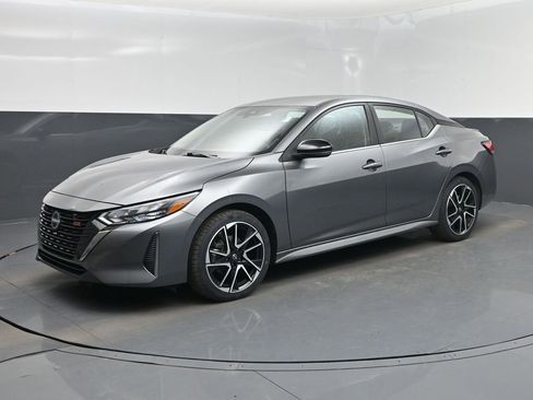 Used 2024 Nissan Sentra SR image 9