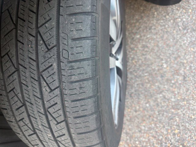Used 2017 Honda Pilot Touring image 3