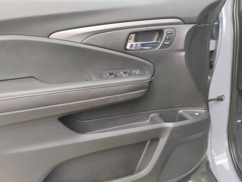 Certified 2023 Honda Ridgeline RTL image 32