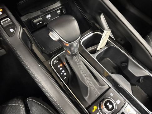 Used 2023 Kia Telluride SX X-Line image 30