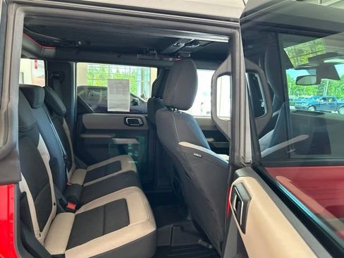 Used 2022 Ford Bronco Wildtrak AWD/4WD image 15