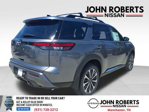 New 2026 Nissan Pathfinder Platinum AWD/4WD image 18