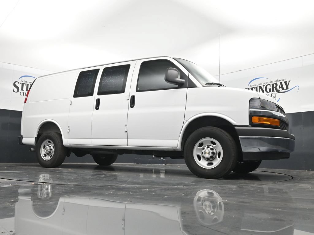 Certified 2025 Chevrolet Express 2500 w/ Driver Convenience Package RWD image 26