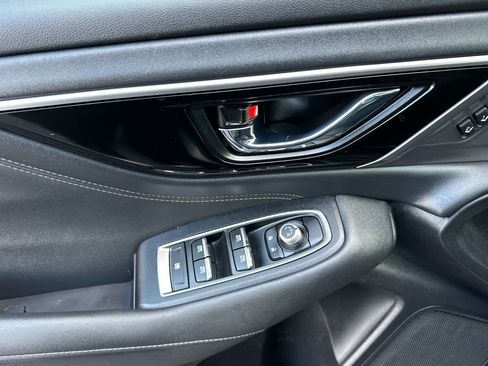 Used 2024 Subaru Outback Limited image 12