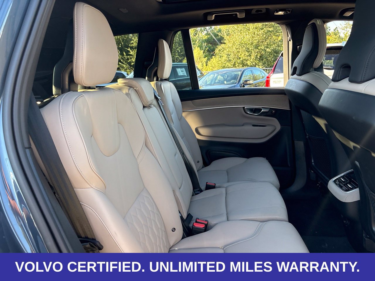 Certified 2026 Volvo XC90 B6 Plus w/ Protection Package Premier AWD/4WD image 13