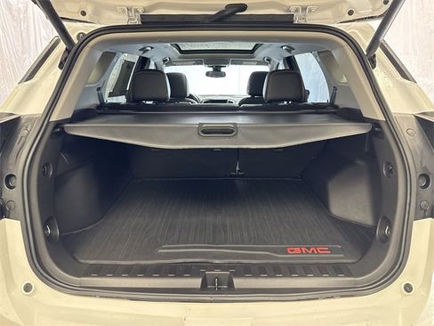 Used 2022 GMC Terrain AT4 w/ Tech Package image 25