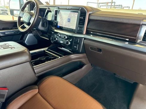 Used 2025 Ford F250 King Ranch AWD/4WD image 13