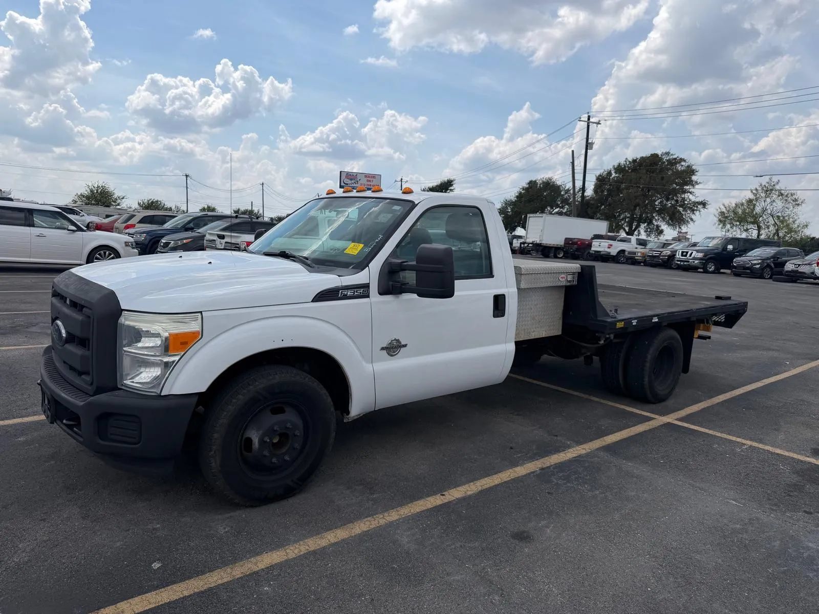 Used 2014 Ford F350 XL w/ Trailer Tow Package RWD image 6
