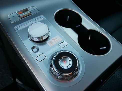 New 2026 Genesis GV70 3.5T Sport Advanced image 9