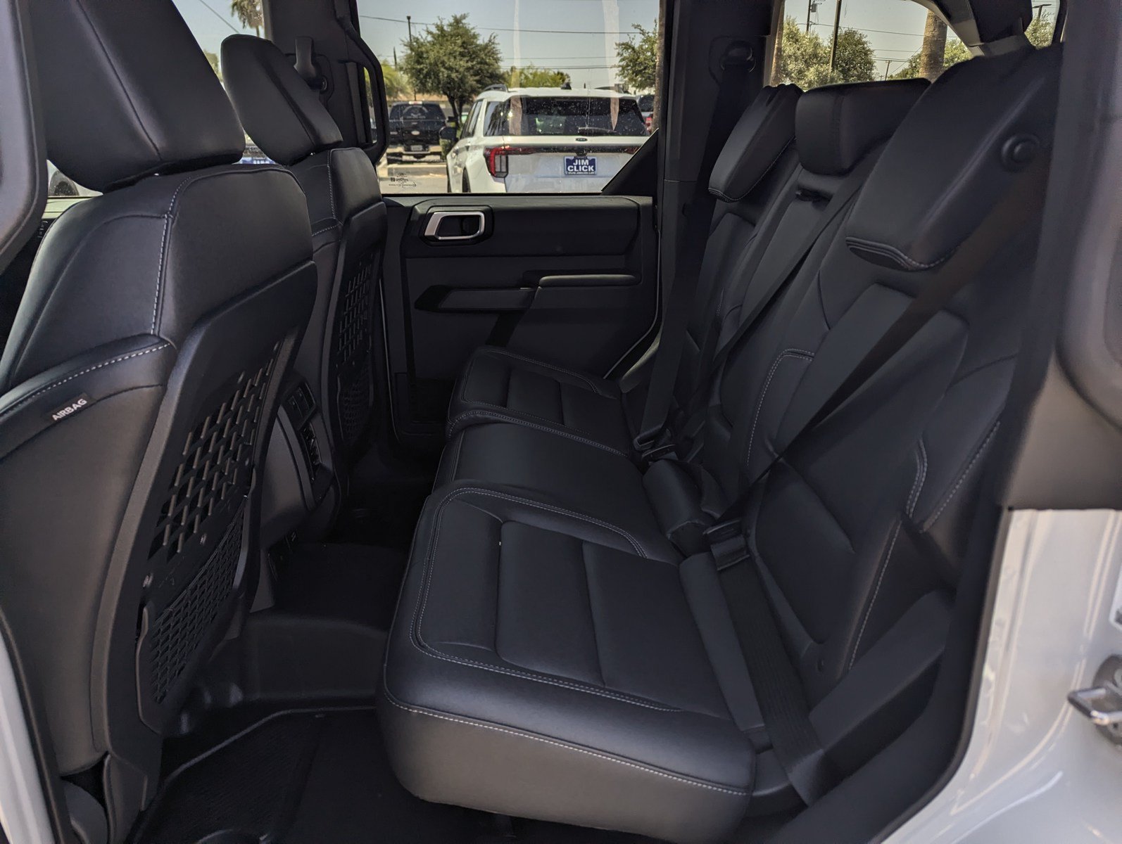 New 2026 Ford Bronco Big Bend w/ Black Diamond Package AWD/4WD image 8