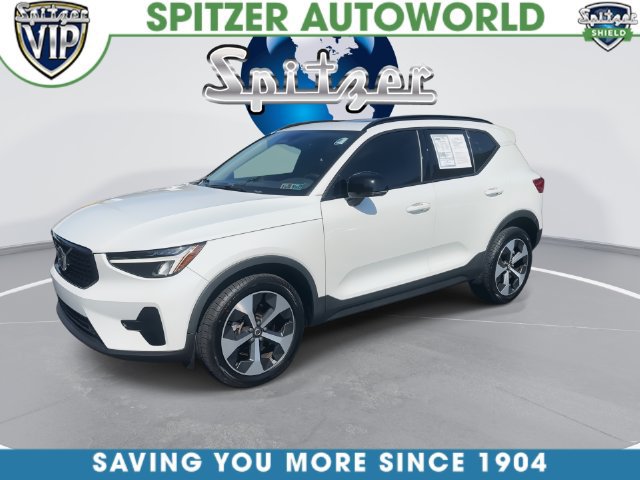Used 2024 Volvo XC40 B5 Core AWD/4WD image 8