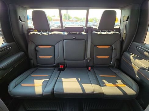 New 2026 GMC Sierra 3500 AT4 w/ AT4 Premium Plus Package AWD/4WD image 27