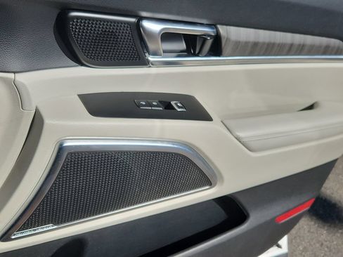 Used 2023 Kia Telluride SX AWD/4WD image 15