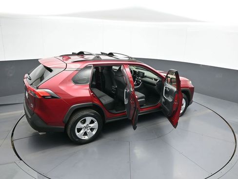 Certified 2019 Toyota RAV4 XLE w/ Convenience Package image 45
